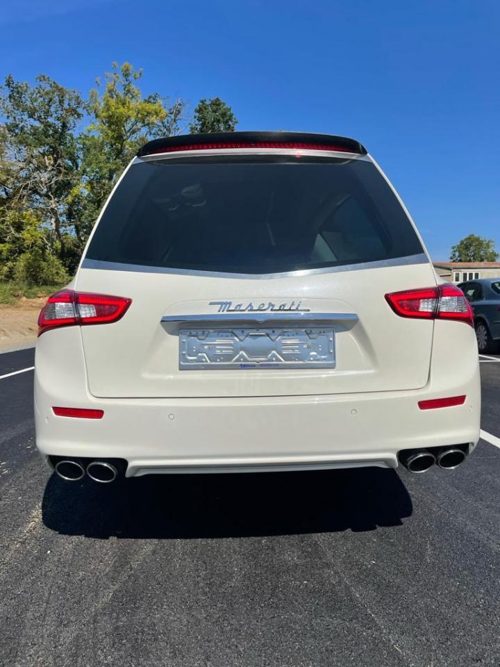 Voitures funéraires à Pithiviers