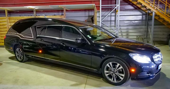 Fournisseur de véhicules pour obsèques à Pithiviers