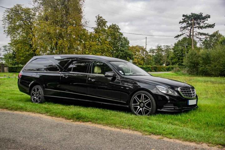 Fournisseur de véhicules pour obsèques à Pithiviers