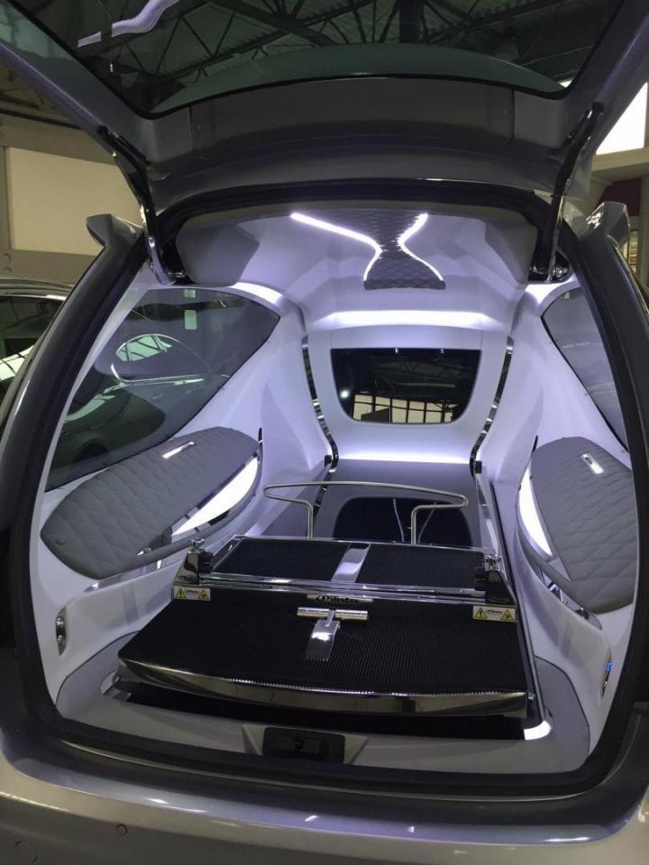 Voitures funéraires à Pithiviers